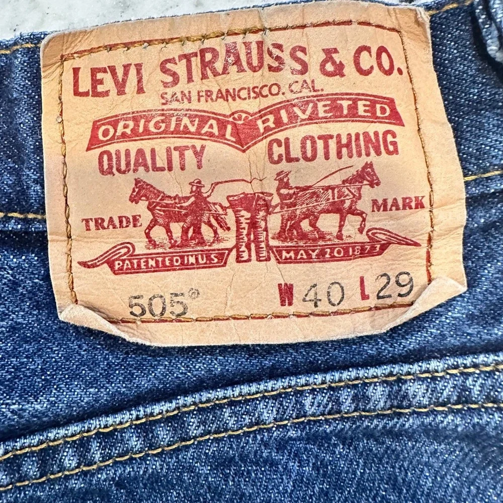 Levis 505 Regular Fit Mens Jeans 40x29‎ Medium Wash Blue Denim 100% Cotton
